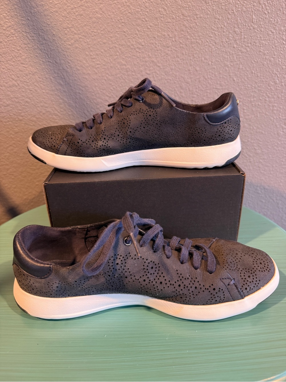 Cole Haan Grandpro Rally Sneakers Paisley Perforated Navy/White Sz 8.5 | GUC